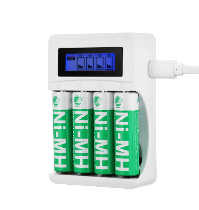 DELTACO Ultimate Ni-Mh USB laddare med 4 x AA batterier
