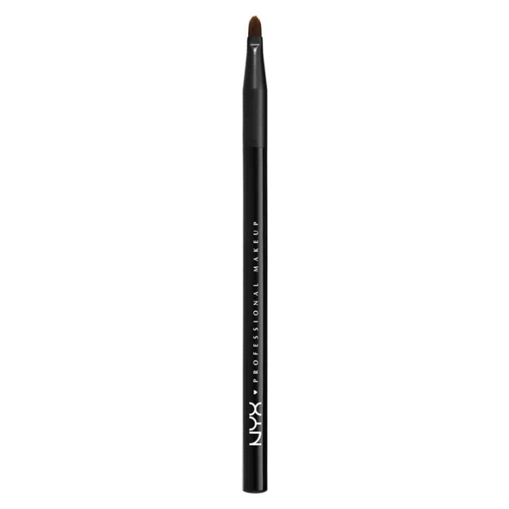 NYX PROF. MAKEUP Pro Lip Brush i gruppen SKÖNHET & HÄLSA / Makeup / Verktyg & Sminkset / Borstar & Penslar hos TP E-commerce Nordic AB (38-58132)