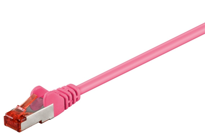 Goobay Patchkabel CAT 6, S/FTP (PiMF), magenta, 1,5 m kopparklädd aluminiumtråd (CCA) i gruppen DATORER & KRINGUTRUSTNING / Datorkablar / Nätverkskablar / Cat6 hos TP E-commerce Nordic AB (C39949)