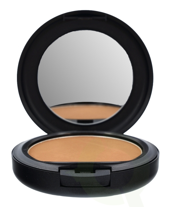 MAC Studio Fix Powder Plus Foundation 15 gr C8 i gruppen SKÖNHET & HÄLSA / Makeup / Basmakeup / Foundation hos TP E-commerce Nordic AB (C41671)