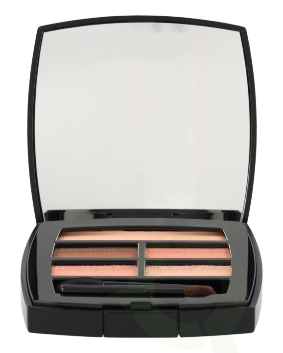 Chanel Les Beiges Healthy Glow Natural Eyeshadow Palette 4.5 gr Warm i gruppen SKÖNHET & HÄLSA / Makeup / Ögon & Ögonbryn / Ögonskuggor hos TP E-commerce Nordic AB (C42218)