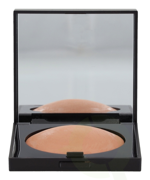 Laura Mercier Matte Radiance Baked Powder 7.5 gr Bronze 03 i gruppen SKÖNHET & HÄLSA / Makeup / Basmakeup / Puder hos TP E-commerce Nordic AB (C53116)