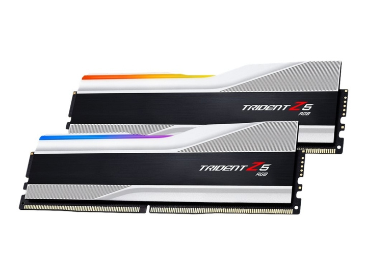 G.Skill Trident Z5 RGB DDR5 32GB kit 6000MHz CL36 Icke-ECC i gruppen DATORER & KRINGUTRUSTNING / Datorkomponenter / RAM-minnen / DDR5 hos TP E-commerce Nordic AB (C67317)