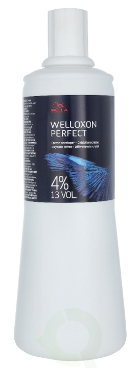 Wella Welloxon Perfect Creme Developer 1000 ml 4% 13 Vol. i gruppen SKÖNHET & HÄLSA / Hår & Styling / Hårvårdsprodukter / Hårfärg / Hårfärg & Färgbomb hos TP E-commerce Nordic AB (C73945)