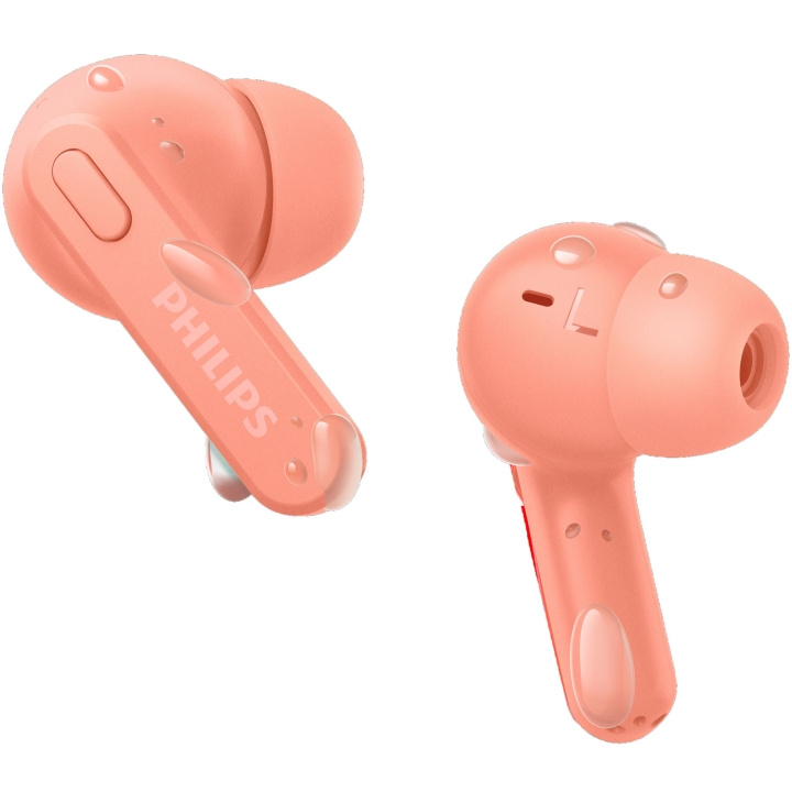 Philips TAT2206PK True Wireless-hörlurar, IPX4-klass (stänk och svettåliga) 6+18 timmars speltid. Rosa i gruppen HEMELEKTRONIK / Ljud & Bild / Hörlurar & Tillbehör / Hörlurar hos TP E-commerce Nordic AB (C74683)