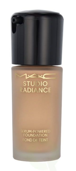 MAC Studio Radiance Serum-Powered Foundation 30 ml NC14.5 i gruppen SKÖNHET & HÄLSA / Makeup / Basmakeup / Foundation hos TP E-commerce Nordic AB (C75949)