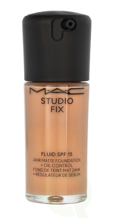 MAC Studio Fix Fluid Foundation SPF15 30 ml NW22 i gruppen SKÖNHET & HÄLSA / Makeup / Basmakeup / Foundation hos TP E-commerce Nordic AB (C75971)