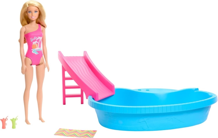 Barbie Docka och pool lekset, blond med pool, rutschkana, handduk och dryckestillbehör (HRJ74) i gruppen LEKSAKER, BARN- & BABYPRODUKTER / Leksaker / Dockor & Tillbehör hos TP E-commerce Nordic AB (C80861)