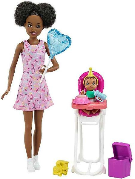 Barbie Skipper Babysitters dock- och lekset - Matstol 2 (GRP41) i gruppen LEKSAKER, BARN- & BABYPRODUKTER / Leksaker / Dockor & Tillbehör hos TP E-commerce Nordic AB (C80864)