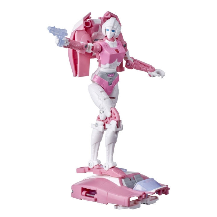 Transformers Generations War For Cybertron - Kingdom Deluxe Arcee (F0676) i gruppen LEKSAKER, BARN- & BABYPRODUKTER / Leksaker / Figurer & Miniatyrer hos TP E-commerce Nordic AB (C80936)