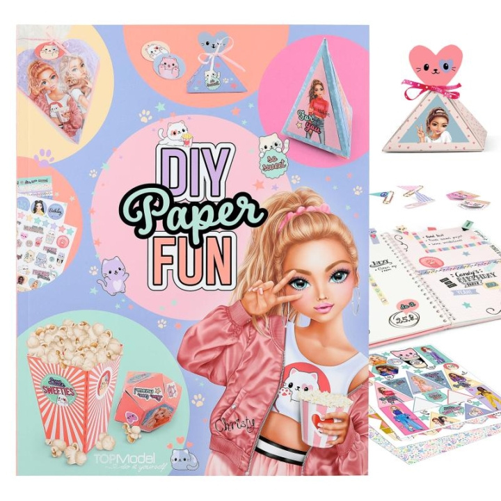 TOPModel Gör-det-själv-pappersbok CUTIE STAR - (412581) i gruppen LEKSAKER, BARN- & BABYPRODUKTER / Leksaker / Pyssel hos TP E-commerce Nordic AB (C80987)