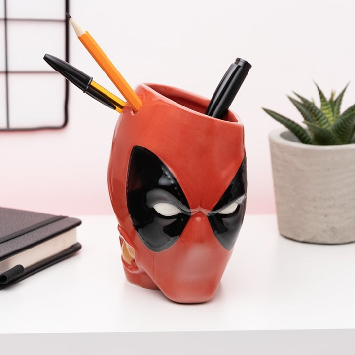 Paladone Deadpool Pen and Plant Pot i gruppen SPORT, FRITID & HOBBY / Roliga prylar / Övrigt hos TP E-commerce Nordic AB (C86813)