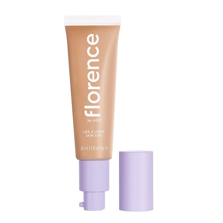 Florence by Mills Like A Light Skin Tint M080 Medium med varma och gyllene undertoner i gruppen SKÖNHET & HÄLSA / Makeup / Basmakeup / Foundation hos TP E-commerce Nordic AB (C87811)