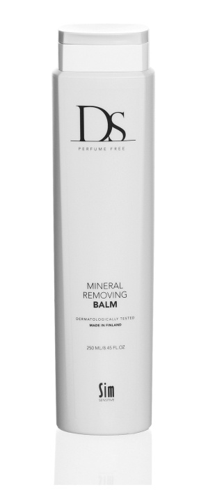 DS Sim Sensitive Mineral Removing Balm 250 ml i gruppen SKÖNHET & HÄLSA / Hår & Styling / Hårvårdsprodukter / Schampo hos TP E-commerce Nordic AB (C88747)