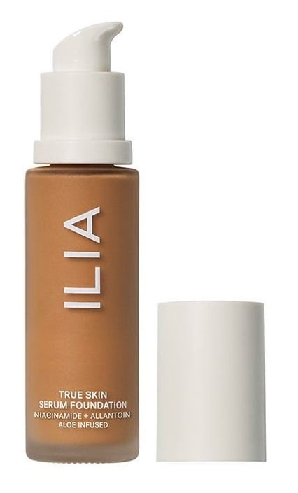 ILIA True Skin Serum Foundation Sardinien SF10.5 30 ml i gruppen SKÖNHET & HÄLSA / Makeup / Basmakeup / Foundation hos TP E-commerce Nordic AB (C89645)