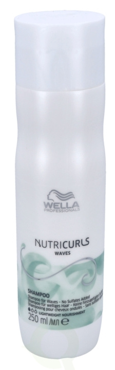 Wella Nutricurls Waves Shampoo 250 ml i gruppen SKÖNHET & HÄLSA / Hår & Styling / Hårvårdsprodukter / Schampo hos TP E-commerce Nordic AB (C92271)