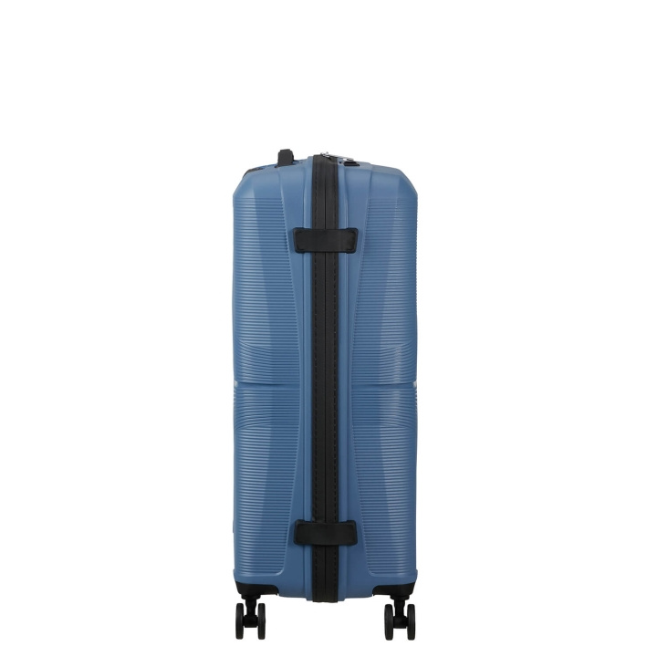 American Tourister Resväska Airconic Spinner 67/26 Coronet Blue i gruppen SPORT, FRITID & HOBBY / Resetillbehör / Resväskor hos TP E-commerce Nordic AB (C92318)