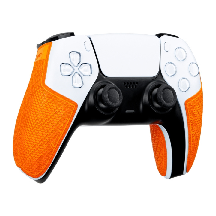 LIZARD SKINS DSP-handkontrollgrepp för PlayStation 5 - Tangerine i gruppen HEMELEKTRONIK / Spelkonsoler & Tillbehör / Sony PlayStation 5 hos TP E-commerce Nordic AB (C93379)