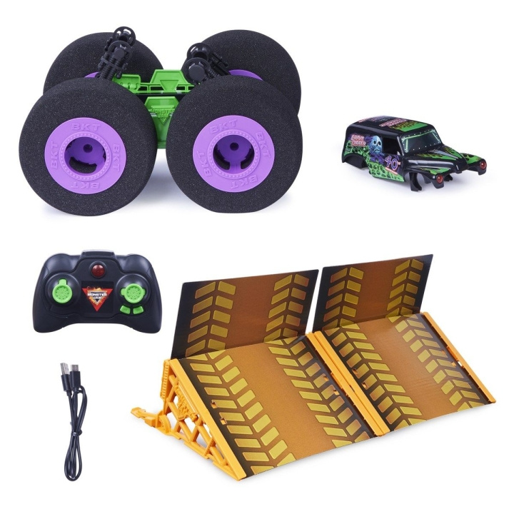 Monster Jam RC Ramp Champ - Grave Digger (6064645) i gruppen LEKSAKER, BARN- & BABYPRODUKTER / Radiostyrt / Radiostyrda bilar hos TP E-commerce Nordic AB (C93685)