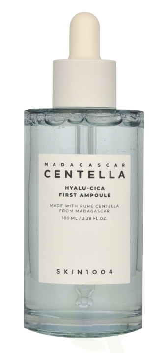 SKIN1004 Madagascar Centella Hyalu-Cica First Ampoule 100 ml i gruppen SKÖNHET & HÄLSA / Hudvård / Ansiktsvård / Serum Hud hos TP E-commerce Nordic AB (C95609)