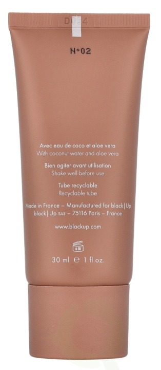 Black Up Mat Finish Foundation 30 ml #02 i gruppen SKÖNHET & HÄLSA / Makeup / Basmakeup / Foundation hos TP E-commerce Nordic AB (C99720)