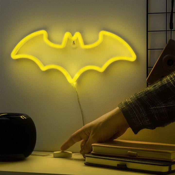 Paladone Batman väggmonterbar LED neonlampa i gruppen HEMELEKTRONIK / Belysning / Vägglampor hos TP E-commerce Nordic AB (D04441)