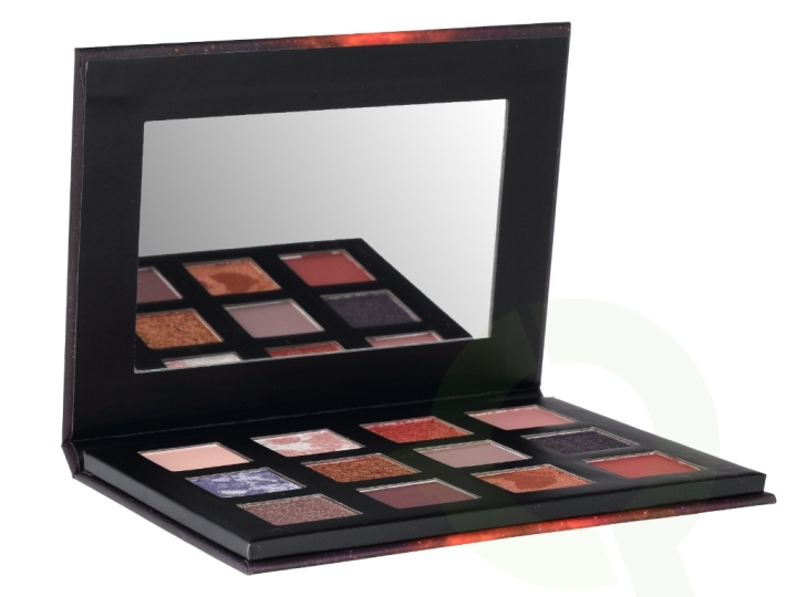 Catrice Dear universe Eyeshadow Palette Limited Edition 10.2 g i gruppen SKÖNHET & HÄLSA / Makeup / Ögon & Ögonbryn / Ögonskuggor hos TP E-commerce Nordic AB (D05799)