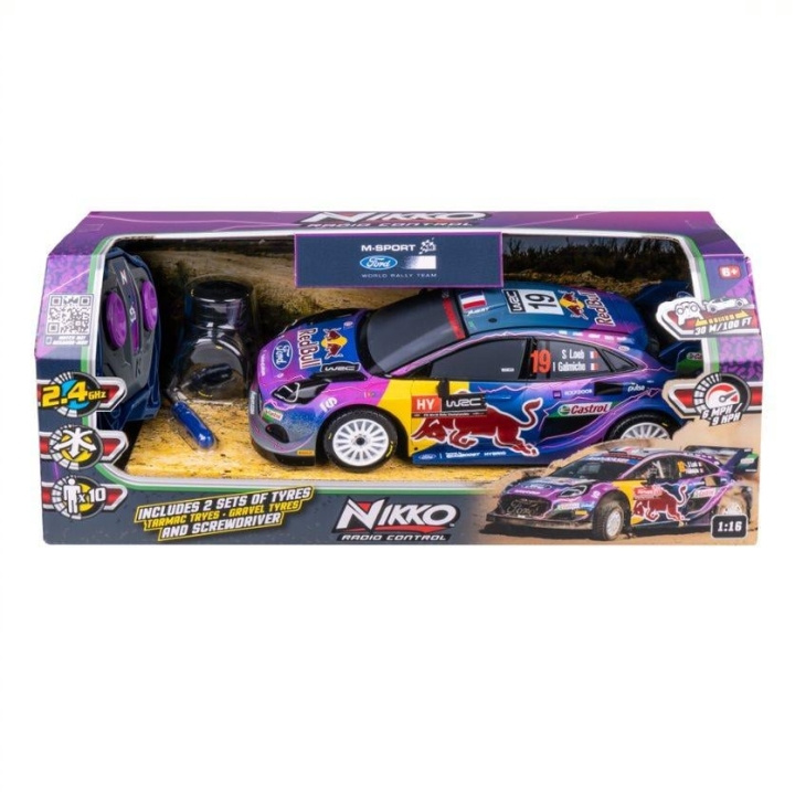 Nikko RC M-Sport Ford Puma med extra däck (28cm) (10401) i gruppen LEKSAKER, BARN- & BABYPRODUKTER / Leksaker / Leksaksbilar & andra fordon hos TP E-commerce Nordic AB (D06631)