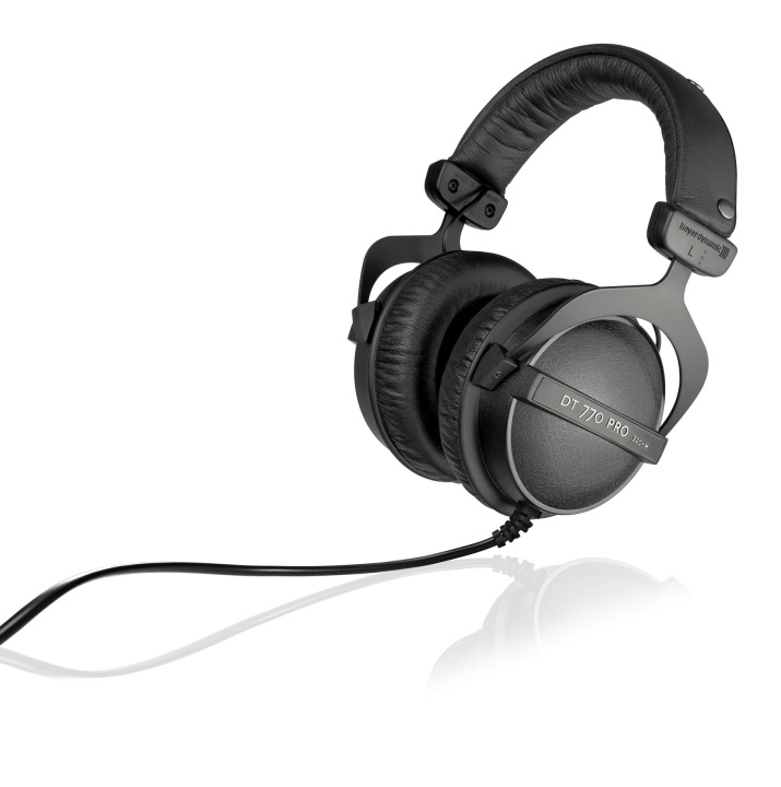 beyerdynamic DT 770 PRO 32 ohm hörlurar i gruppen HEMELEKTRONIK / Ljud & Bild / Hörlurar & Tillbehör / Hörlurar hos TP E-commerce Nordic AB (D08692)