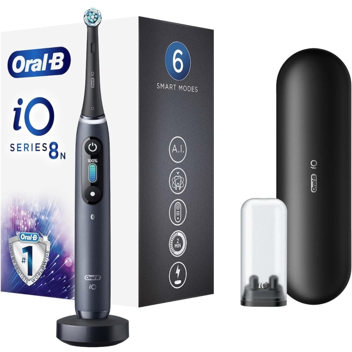 Oral B iO Series 8N Eltandborste, Black Onyx i gruppen SKÖNHET & HÄLSA / Munvård / Eltandborstar hos TP E-commerce Nordic AB (D10501)